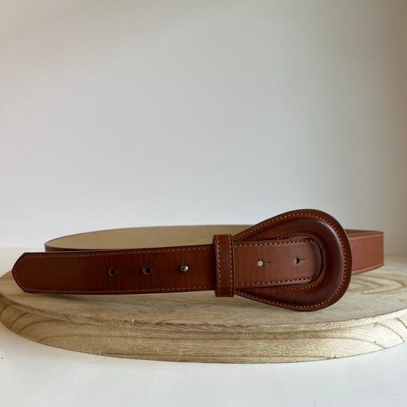 LOFT Tan Vegan Leather Outlander Loop Brass Stud Belt Size Large - Picture 8 of 10